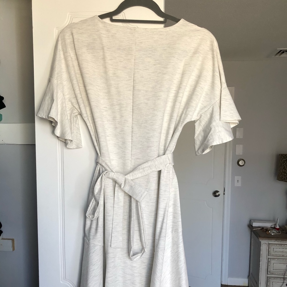 Dress - Picture 9 of 9